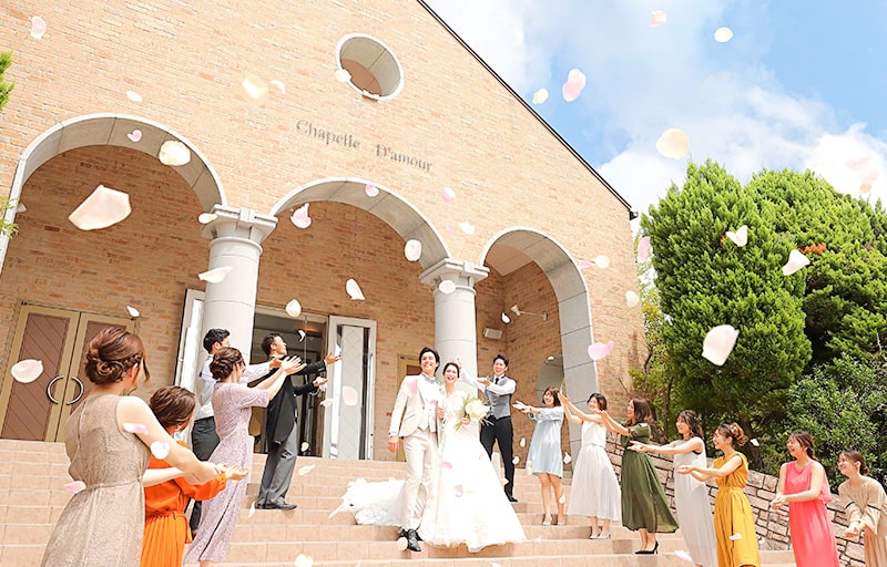 大階段を使ったフラワーシャワー