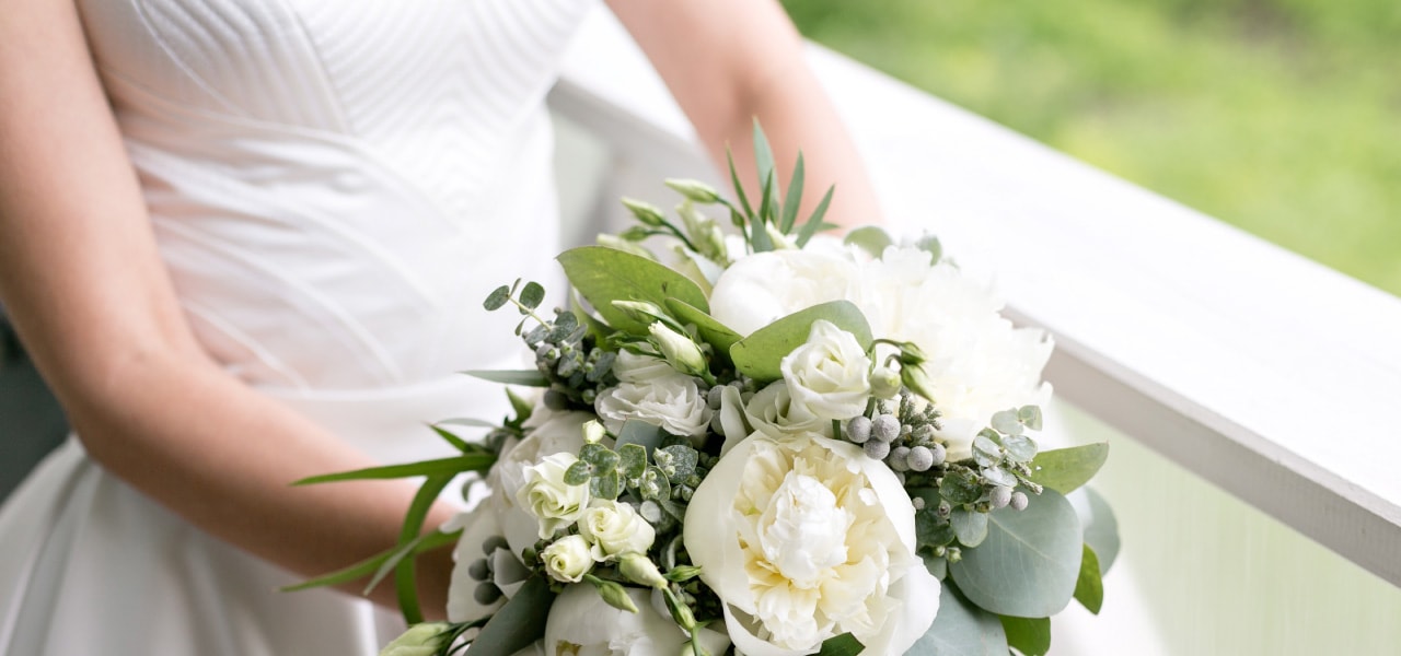 石川県金沢市の結婚式場 バリテラスCoCo金沢ならウェディングドレスも豊富に取り揃えております