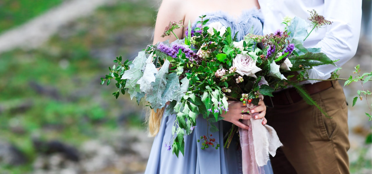 石川県金沢市の結婚式場 バリテラスCoCo金沢ならカラードレスも豊富に取り揃えております